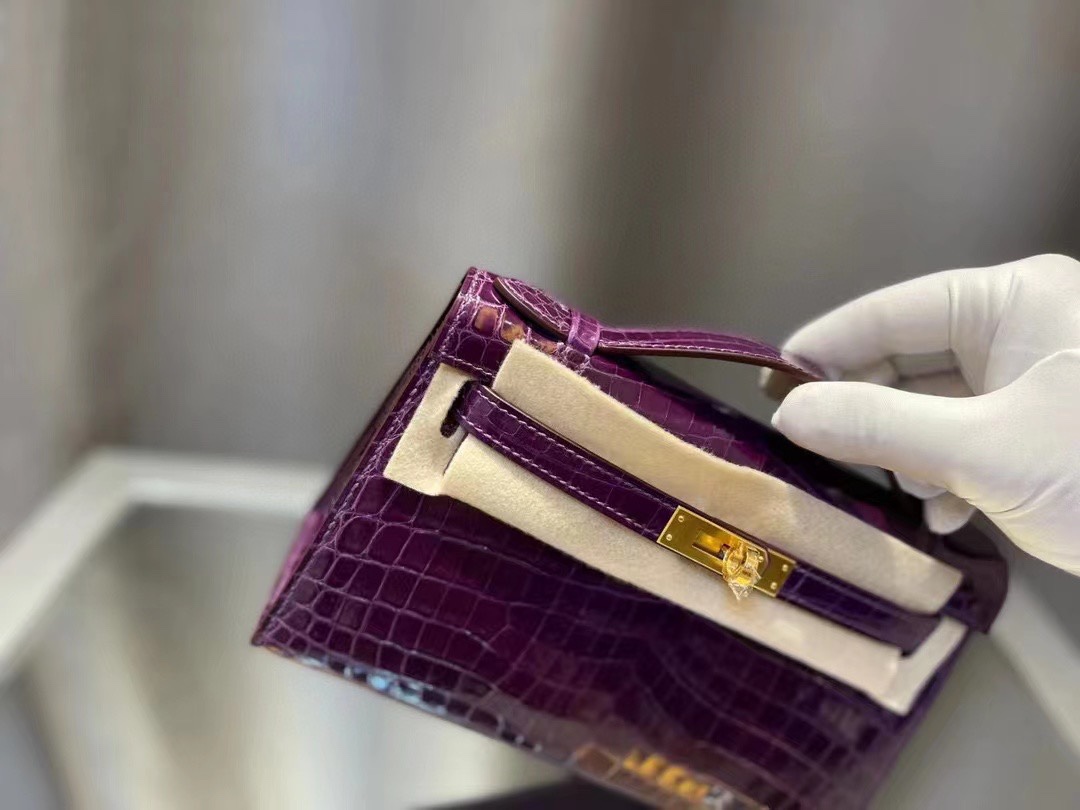 에르메스 켈리 포쉐트 퍼플 금장 샤이니 악어가죽